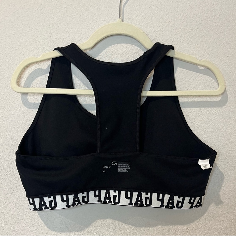GapFit T-Back Sports Bra Black and White - Picture 7 of 11